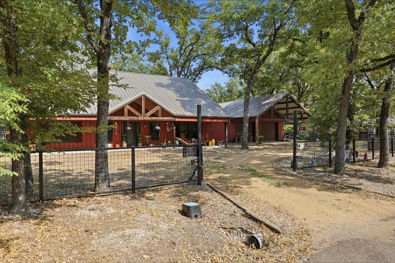 1404 Grove Drive, West Tawakoni TX 75474 - Photo 2