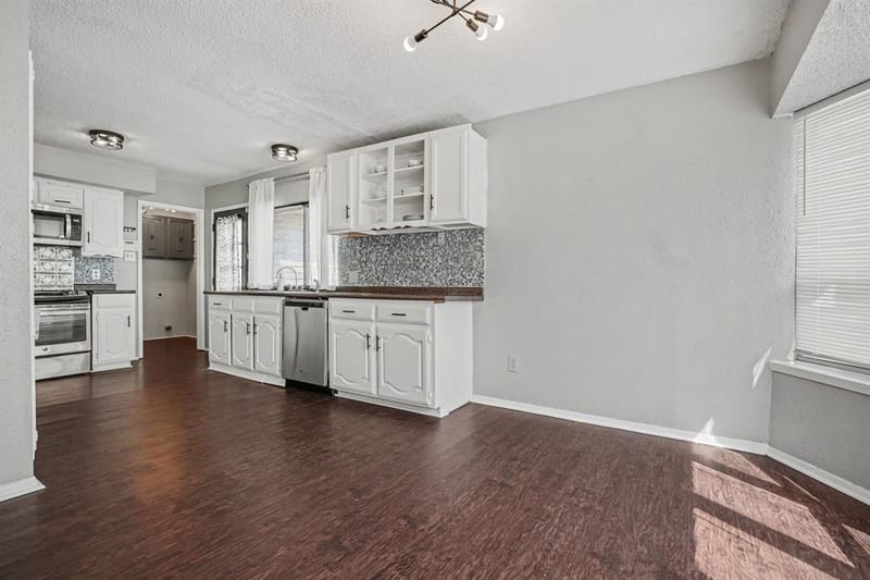711 Valley Hill Road, Duncanville TX 75137 - Photo 12