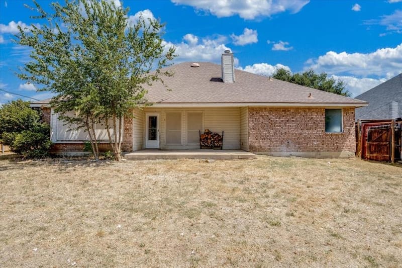 1025 Jessica Drive, Burleson TX 76028 - Photo 29