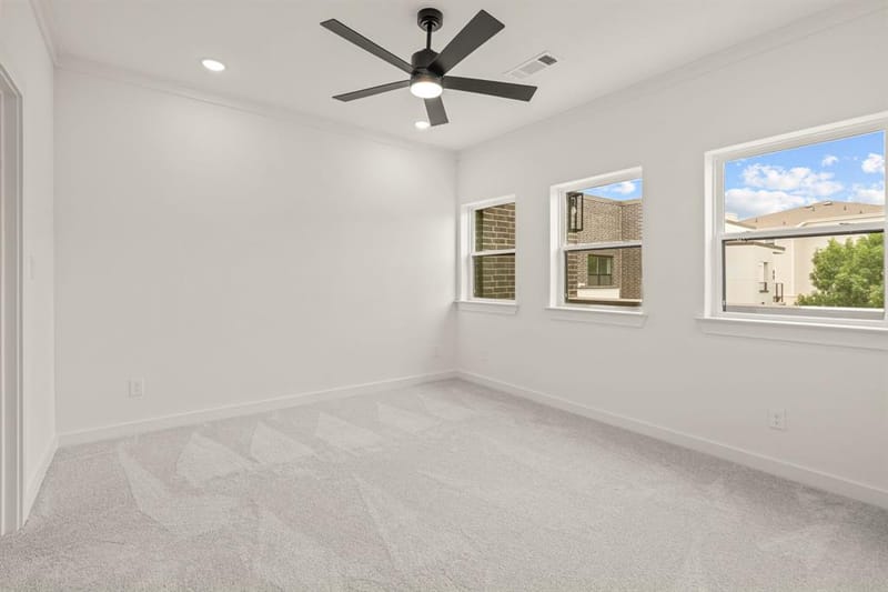 2725 Azalea Park Circle, Fort Worth TX 76107 - Photo 34
