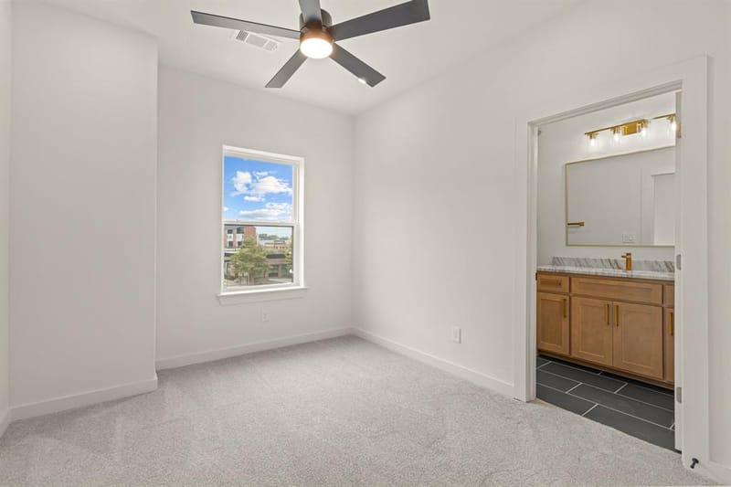 2725 Azalea Park Circle, Fort Worth TX 76107 - Photo 31