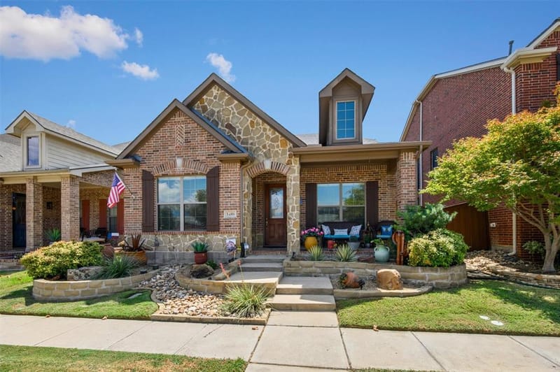 1480 Bristol Lane, Lewisville TX 75077 - Photo 2