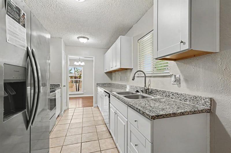 8810 Miami Drive, Rowlett TX 75088 - Photo 11