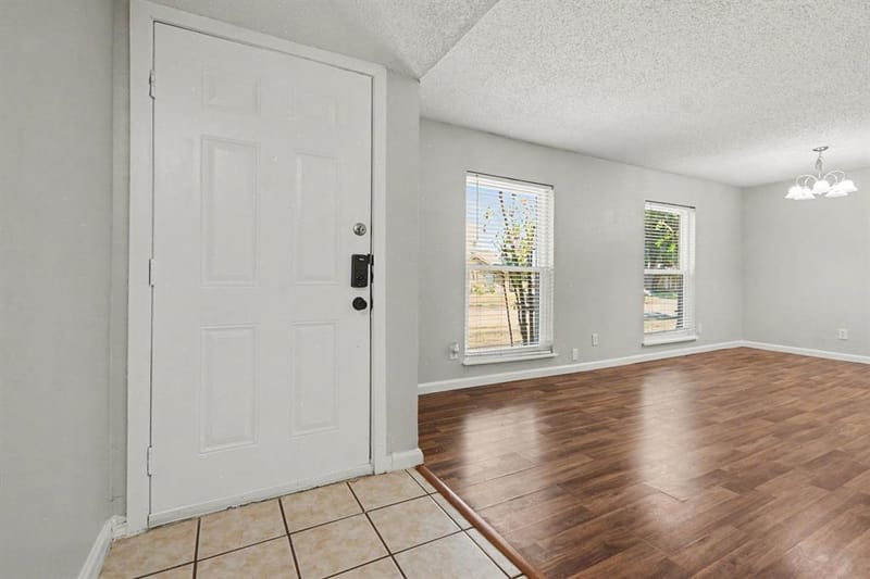8810 Miami Drive, Rowlett TX 75088 - Photo 4
