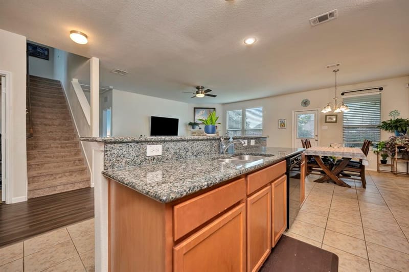 8105 Kurgan Trail, Fort Worth TX 76131 - Photo 5