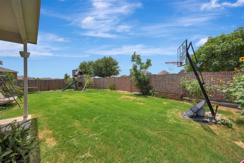 8105 Kurgan Trail, Fort Worth TX 76131 - Photo 33
