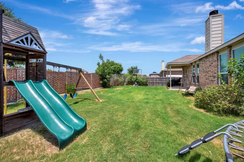 8105 Kurgan Trail, Fort Worth TX 76131 - Photo 35