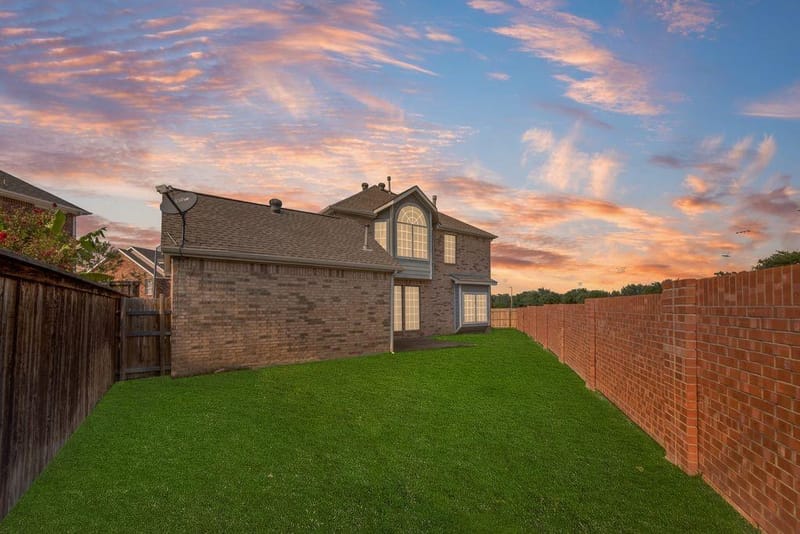 8300 Charleston Street, Irving TX 75063 - Photo 25