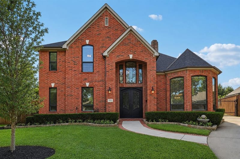 3720 Cripple Creek Court, Bedford TX 76021