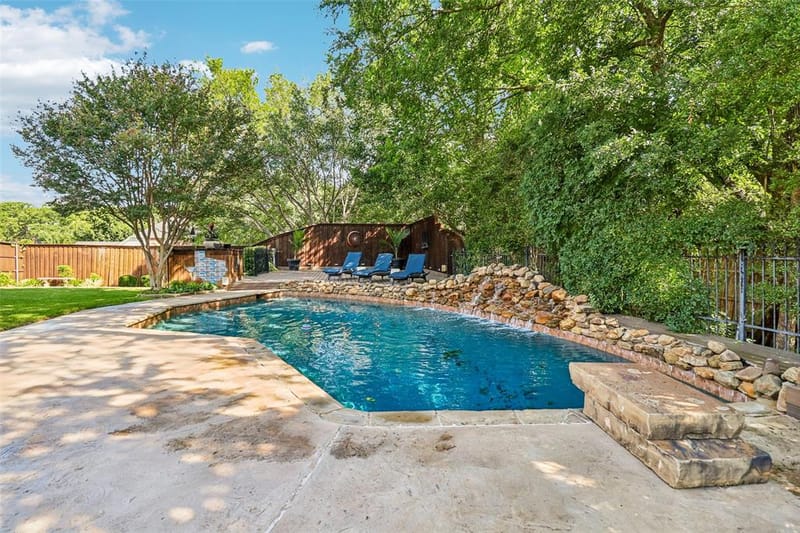 3720 Cripple Creek Court, Bedford TX 76021 - Photo 33