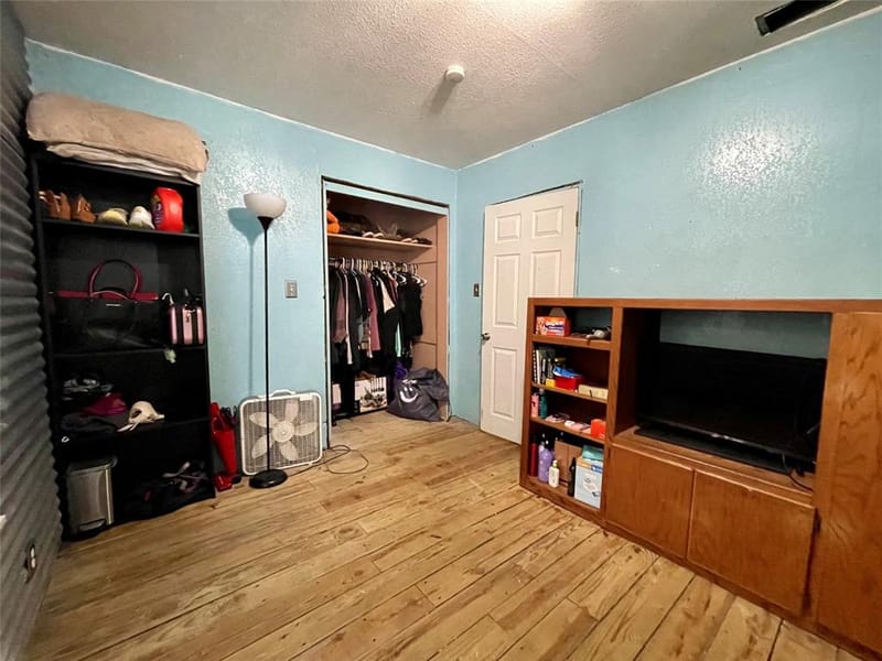 209 N Bowie Street, Jacksboro TX 76458 - Photo 12