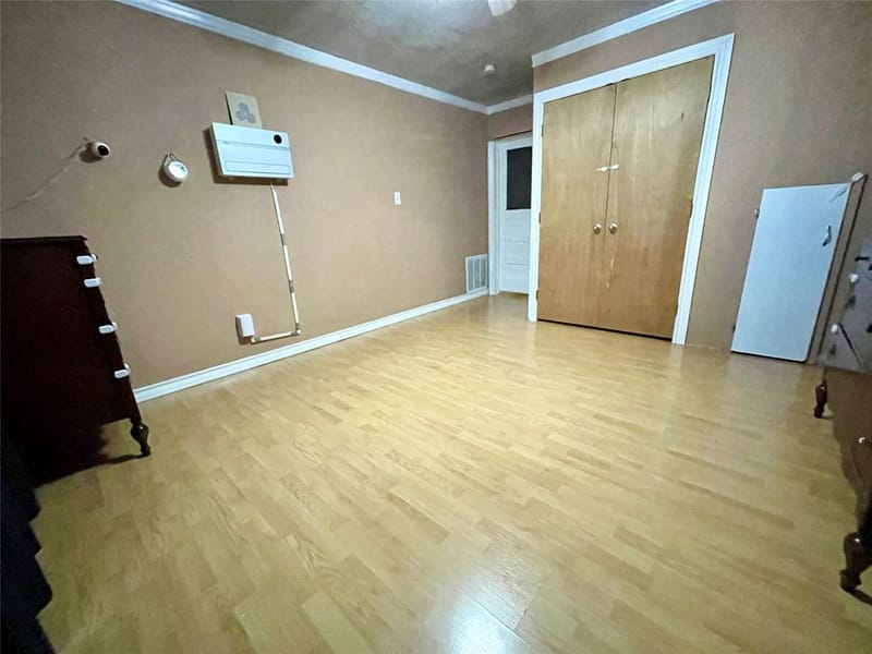 209 N Bowie Street, Jacksboro TX 76458 - Photo 9