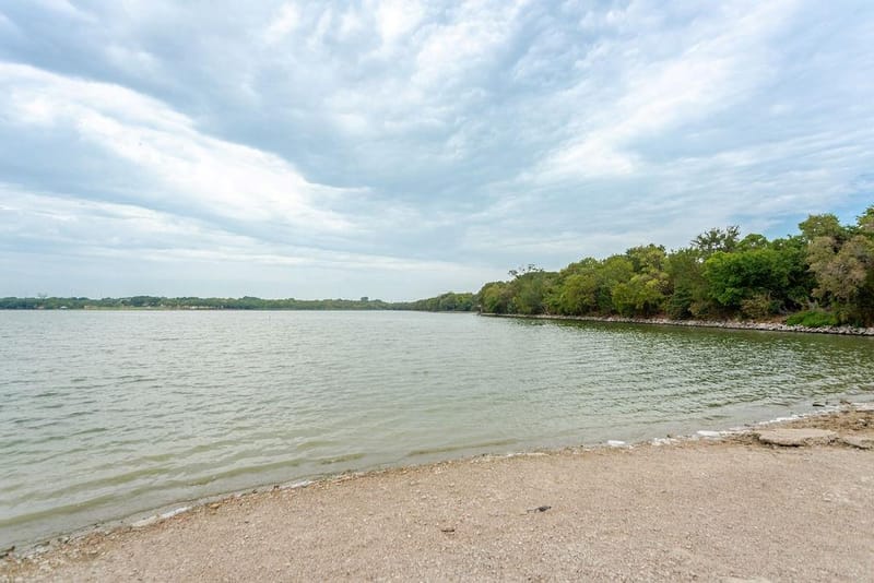 3816 Lochwood Drive, Rowlett TX 75088 - Photo 32