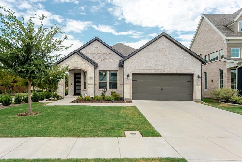 3816 Lochwood Drive, Rowlett TX 75088
