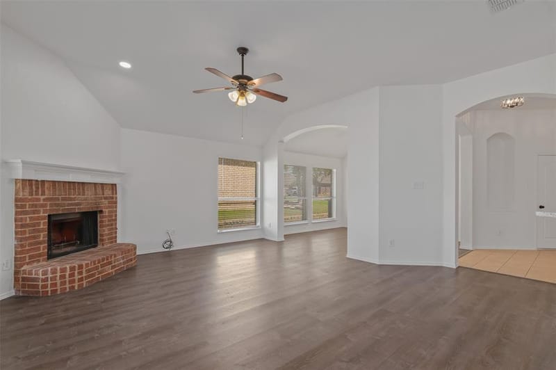 2809 Hollow Ridge Drive, Denton TX 76210 - Photo 9