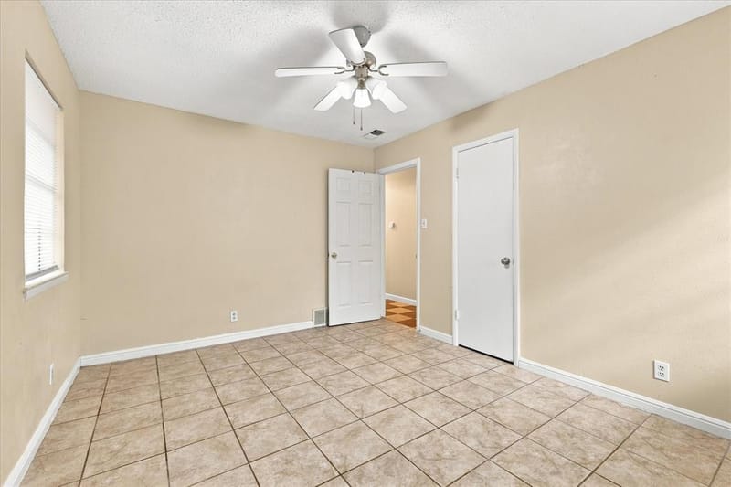 1813 Barron Lane, Fort Worth TX 76112 - Photo 26