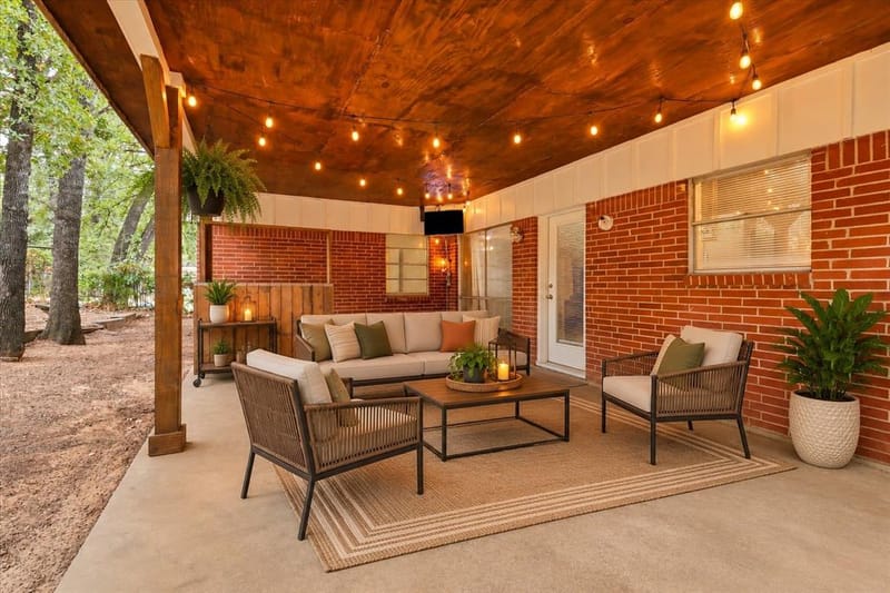 1813 Barron Lane, Fort Worth TX 76112 - Photo 7