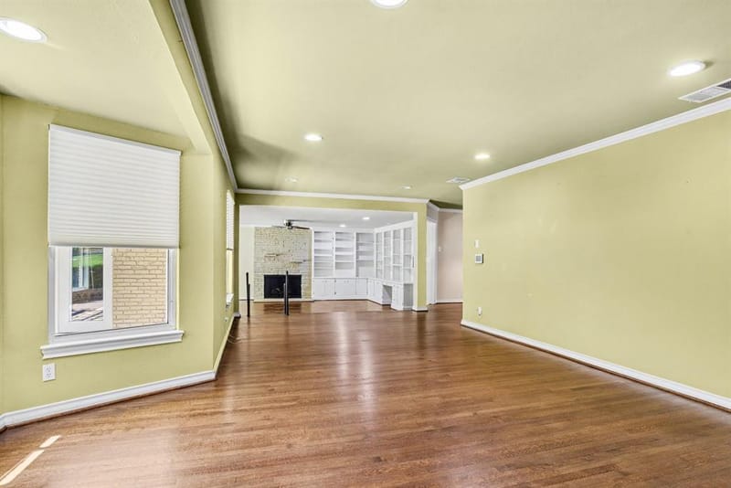 10035 Woodgrove Drive, Dallas TX 75218 - Photo 13