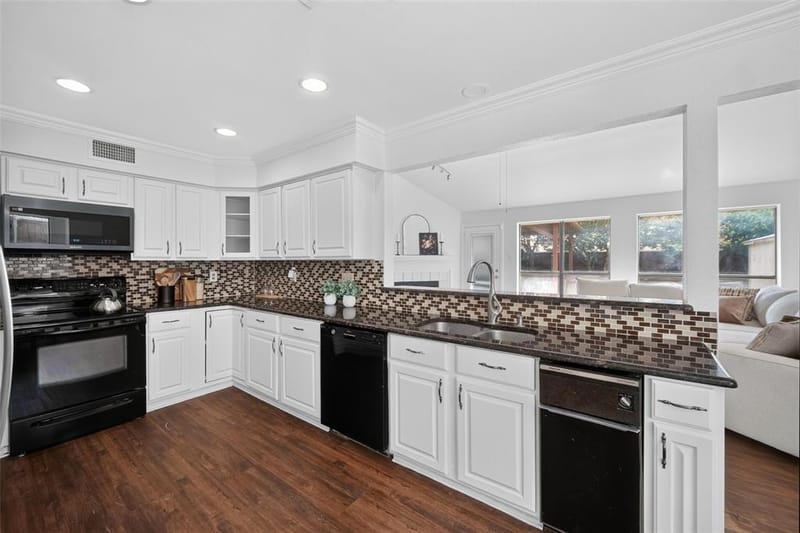 2914 Baron Drive, Garland TX 75040 - Photo 12