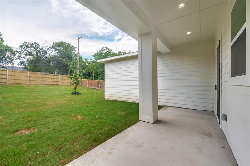 1511 Morrell Avenue, Dallas TX 75203 - Photo 33
