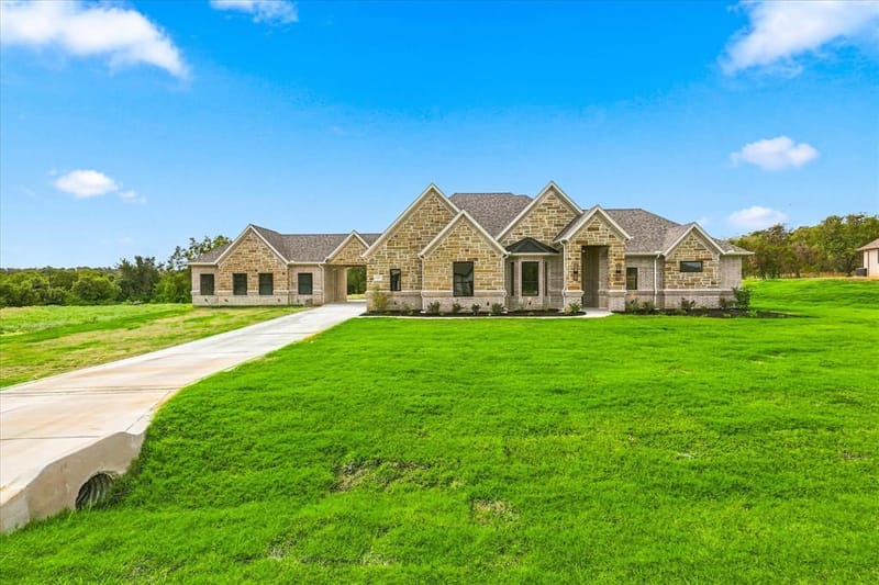 1005 Andy Ranch Court, Azle TX 76020 - Photo 3