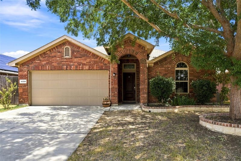14356 Artisan Drive, Fort Worth TX 76052