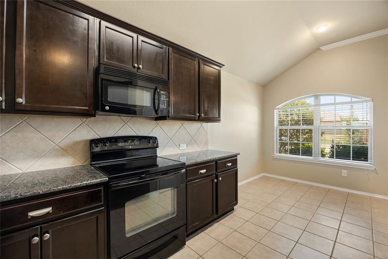 14408 Artisan Drive, Fort Worth TX 76052 - Photo 9