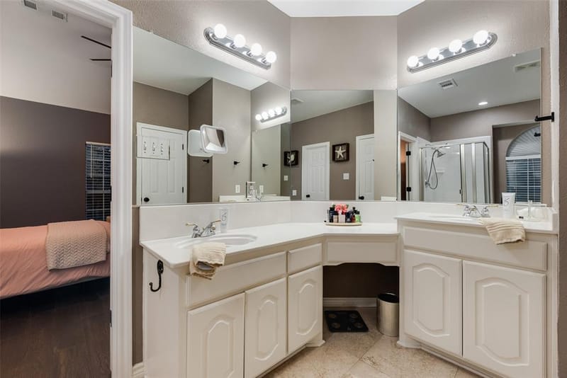 11709 Pheasant Creek Drive, Fort Worth TX 76244 - Photo 13