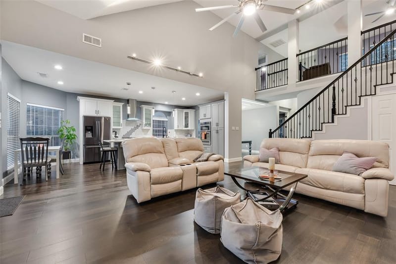 11709 Pheasant Creek Drive, Fort Worth TX 76244 - Photo 7