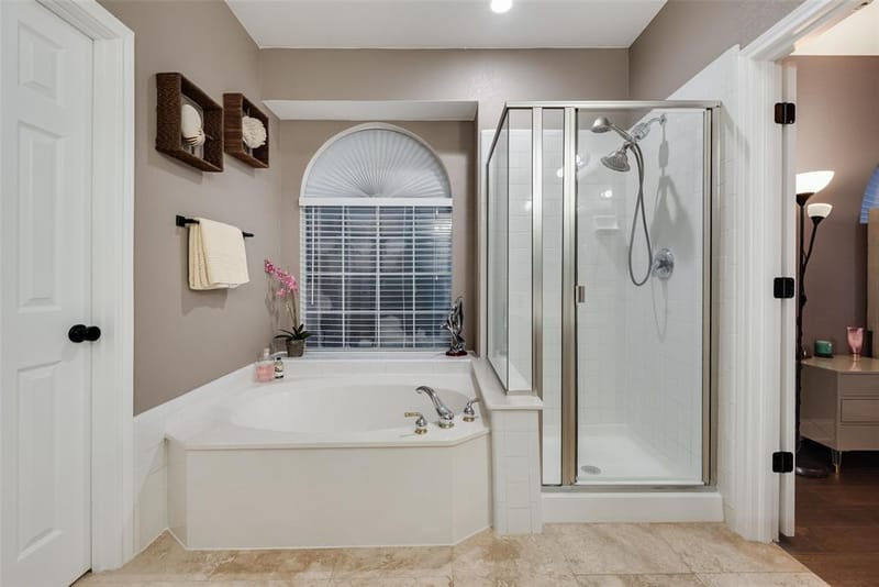 11709 Pheasant Creek Drive, Fort Worth TX 76244 - Photo 14