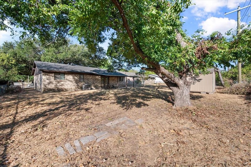 316 NW Summercrest Boulevard, Burleson TX 76028 - Photo 20