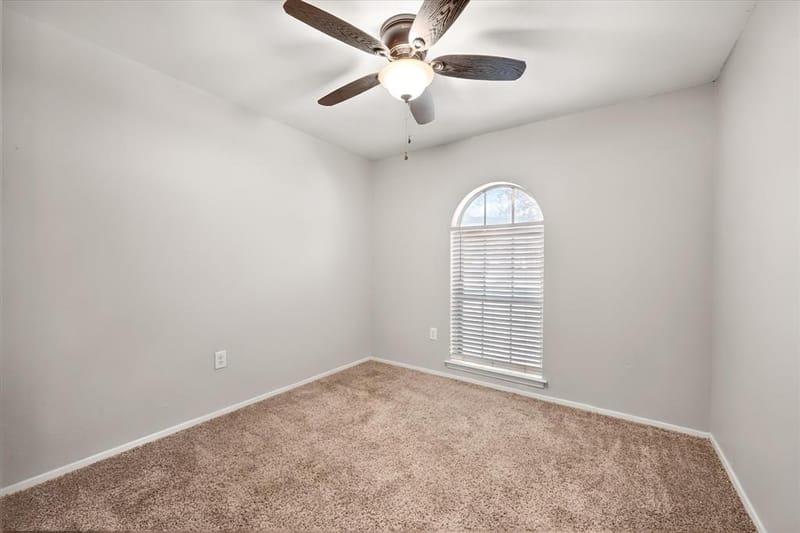 316 NW Summercrest Boulevard, Burleson TX 76028 - Photo 10