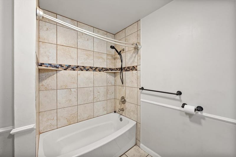 316 NW Summercrest Boulevard, Burleson TX 76028 - Photo 15