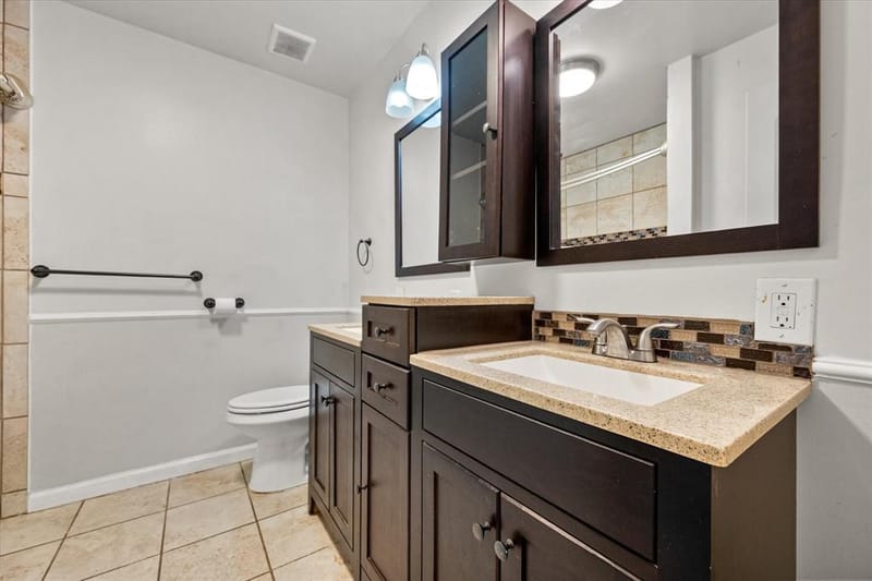 316 NW Summercrest Boulevard, Burleson TX 76028 - Photo 4