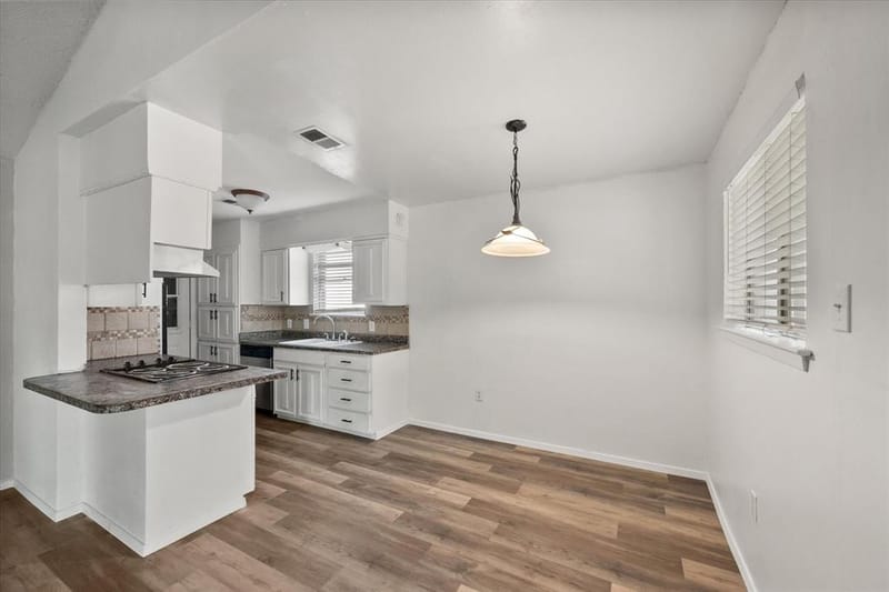 316 NW Summercrest Boulevard, Burleson TX 76028 - Photo 8