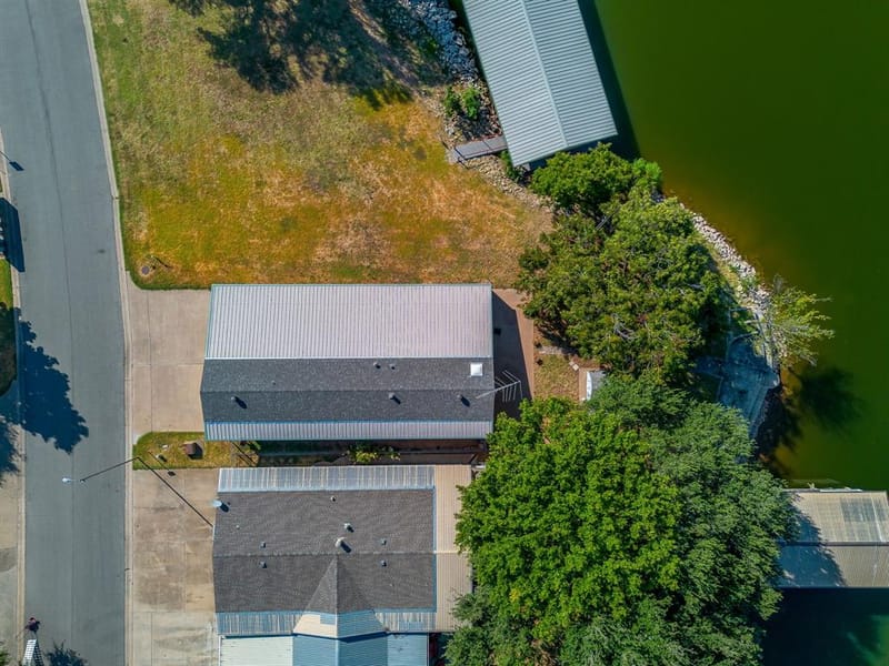 201 Brazos Harbor Drive, Granbury TX 76048 - Photo 6