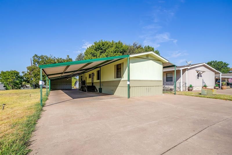 201 Brazos Harbor Drive, Granbury TX 76048 - Photo 7