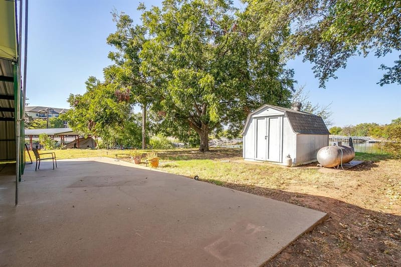 201 Brazos Harbor Drive, Granbury TX 76048 - Photo 34