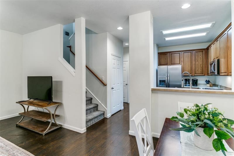 180 Leonard Street, Lewisville TX 75057 - Photo 9