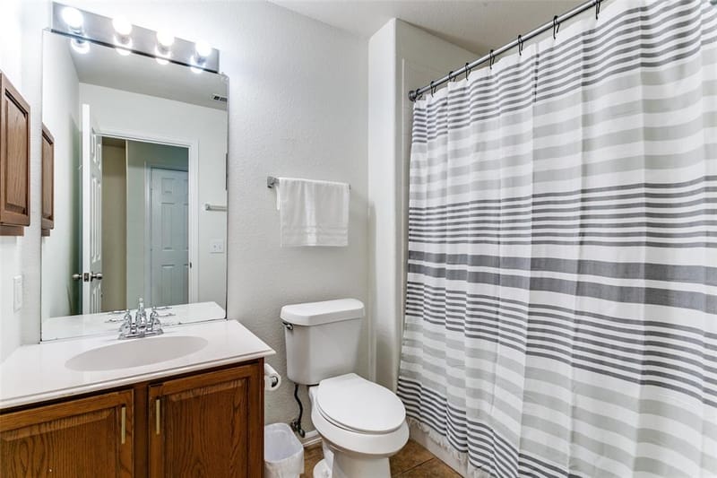 180 Leonard Street, Lewisville TX 75057 - Photo 19