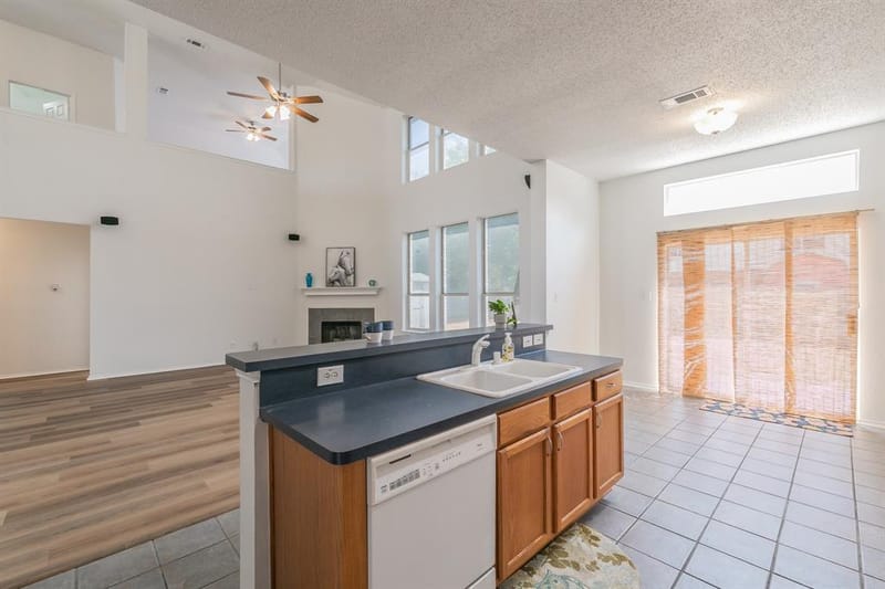 7300 Falcon Court, North Richland Hills TX 76180 - Photo 16