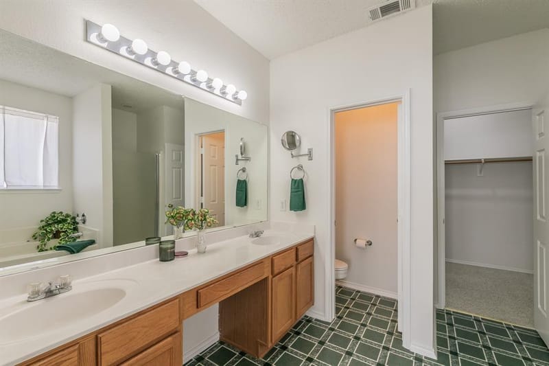 7300 Falcon Court, North Richland Hills TX 76180 - Photo 22