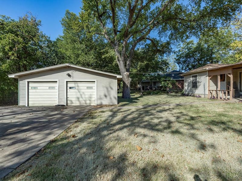 1003 E Milam Street, Ennis TX 75119 - Photo 38