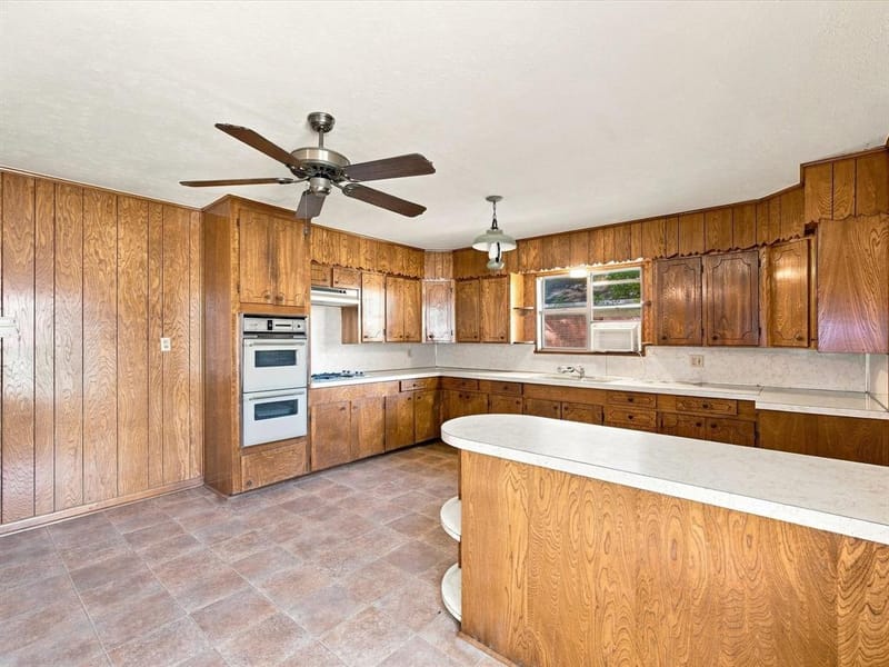 1003 E Milam Street, Ennis TX 75119 - Photo 10