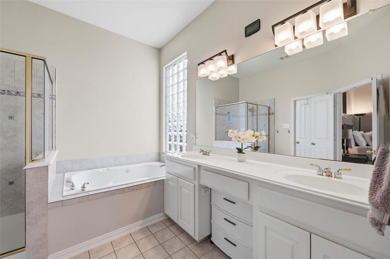 124 Myrtle Creek, Grapevine TX 76051 - Photo 17