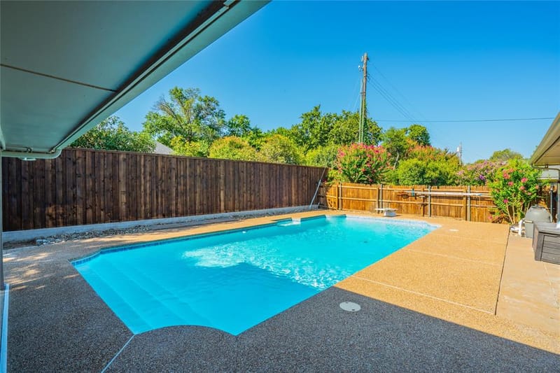 1804 Lincolnshire Drive, Bedford TX 76021 - Photo 22