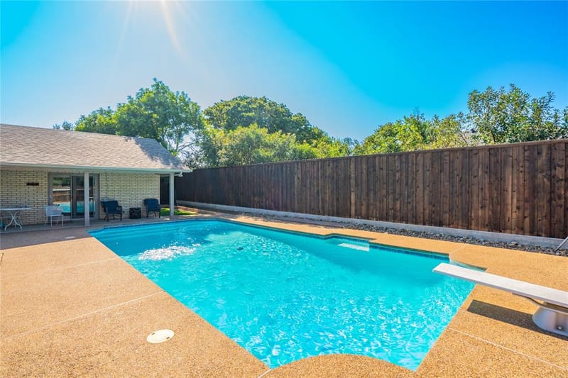 1804 Lincolnshire Drive, Bedford TX 76021 - Photo 21