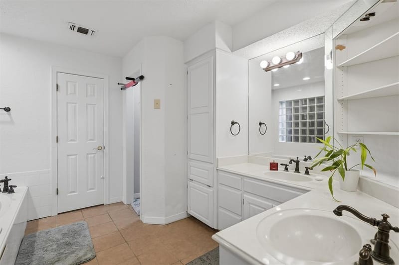 7501 Meadowside Road, Fort Worth TX 76132 - Photo 22
