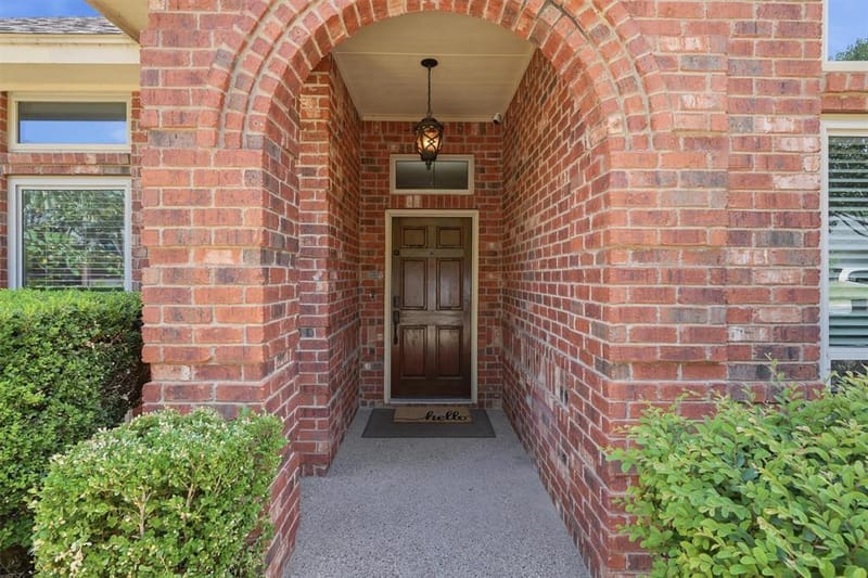 7501 Meadowside Road, Fort Worth TX 76132 - Photo 3