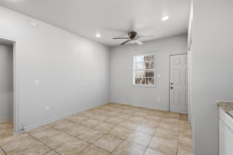 709 N Chandler Avenue, Denison TX 75020 - Photo 23